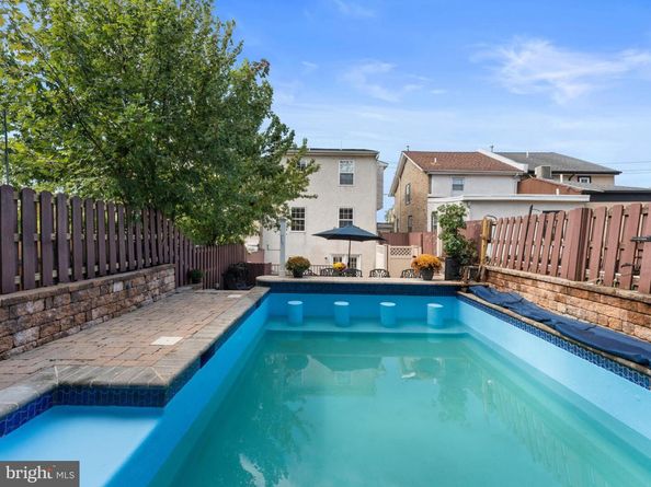 4305 Terrace Street, Philadelphia PA 19128