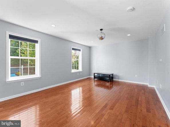 4305 Terrace Street, Philadelphia PA 19128