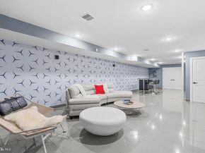 139 W Jefferson Street, Philadelphia PA 19122