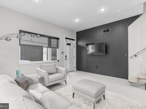 139 W Jefferson Street, Philadelphia PA 19122