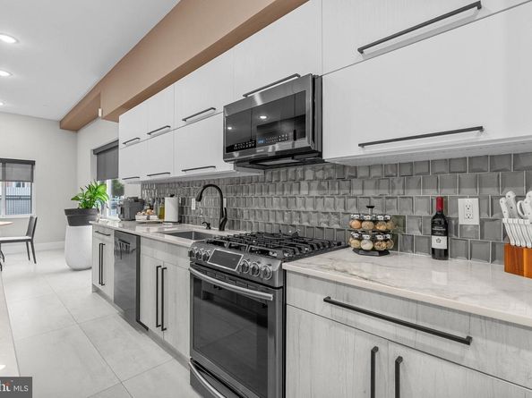 139 W Jefferson Street, Philadelphia PA 19122