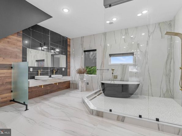 139 W Jefferson Street, Philadelphia PA 19122