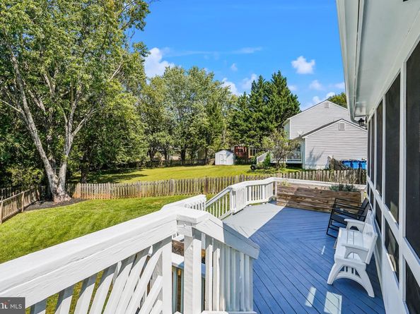 10157 Yorktown Way, Great Falls VA 22066
