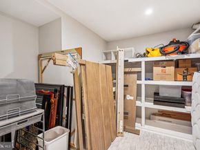 10157 Yorktown Way, Great Falls VA 22066