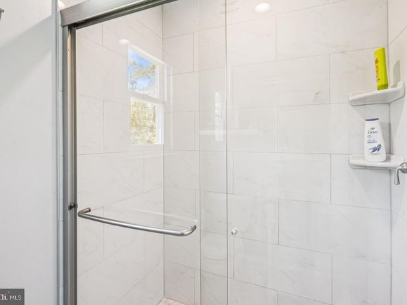 10157 Yorktown Way, Great Falls VA 22066