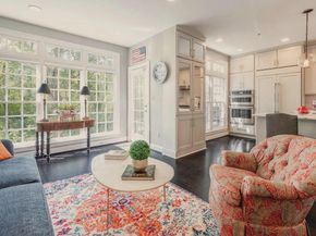 30 Alexander Street, Alexandria VA 22314