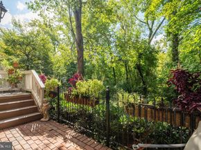 30 Alexander Street, Alexandria VA 22314