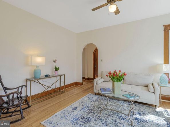 2114 N Oakland Street, Arlington VA 22207
