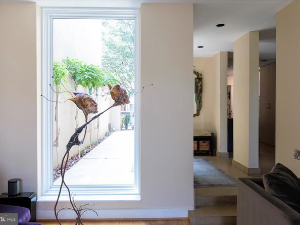 524 6TH Street SE, Washington DC 20003