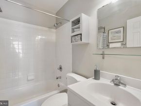 730 11TH Street NE 203, Washington DC 20002