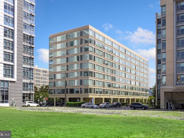 1101 3rd Street SW 703, Washington DC 20024