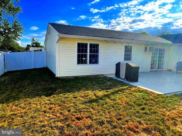 12 Tanglewood Lane, Levittown PA 19054