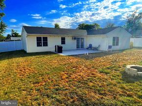 12 Tanglewood Lane, Levittown PA 19054