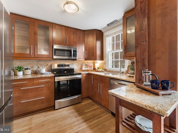 1310 Seaport Lane, Alexandria VA 22314