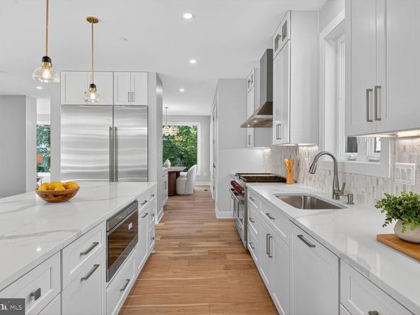 5310 Cathedral Avenue NW, Washington DC 20016