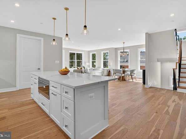 5310 Cathedral Avenue NW, Washington DC 20016