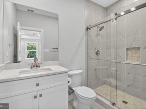 5310 Cathedral Avenue NW, Washington DC 20016