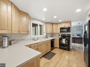 9800 Kohoutek Court, Vienna VA 22182
