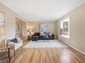 9800 Kohoutek Court, Vienna VA 22182