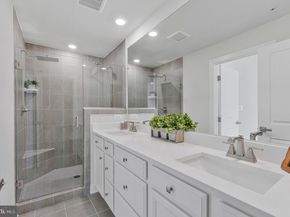 13270 Woodland Park Road 3J, Herndon VA 20171
