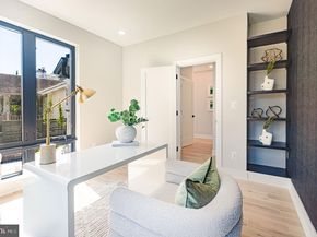 3500 7TH Street N, Arlington VA 22201