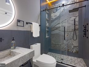 3500 7TH Street N, Arlington VA 22201