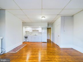4408 Locust Street, Philadelphia PA 19104