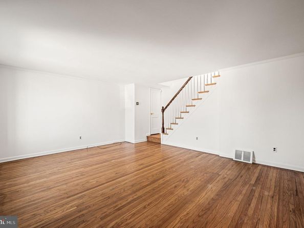 255 Gibbons Road, Springfield PA 19064