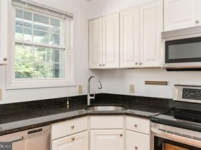2731 S Walter Reed Drive C, Arlington VA 22206