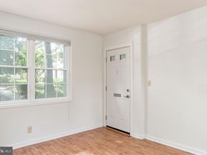 2731 S Walter Reed Drive C, Arlington VA 22206