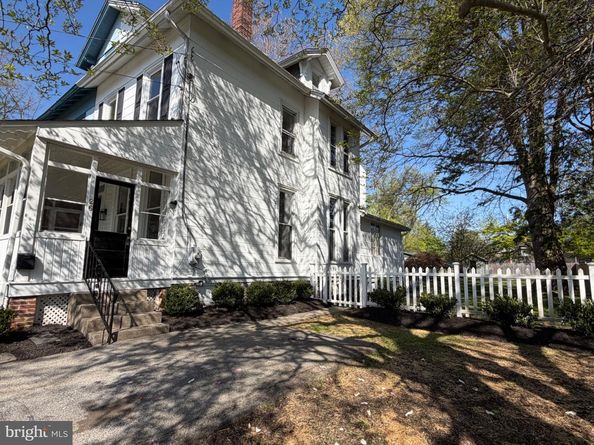26 S Wyoming Avenue, Ardmore PA 19003
