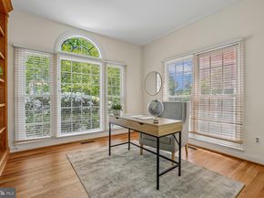 7940 Turncrest Drive, Potomac MD 20854