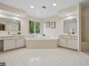 7940 Turncrest Drive, Potomac MD 20854