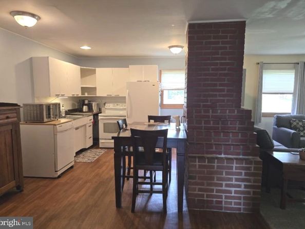 169 Crabtree Drive, Levittown PA 19055
