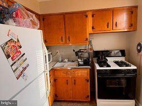147 Covington Road, Philadelphia PA 19120