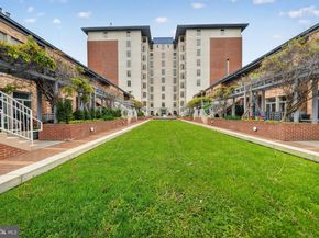 1900 Hamilton Street D15, Philadelphia PA 19130