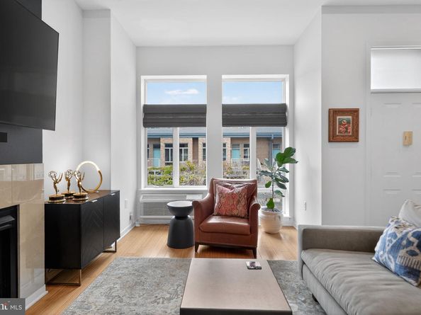 1900 Hamilton Street D15, Philadelphia PA 19130