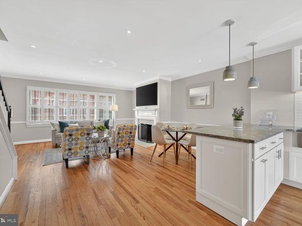 204 Green Street, Alexandria VA 22314
