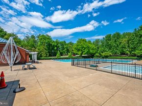 47697 Whirlpool Square, Sterling VA 20165
