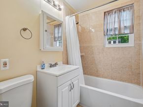 4620 28TH Road S C, Arlington VA 22206