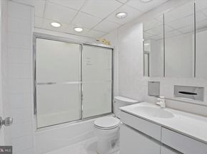 1001 City Avenue W1005, Wynnewood PA 19096