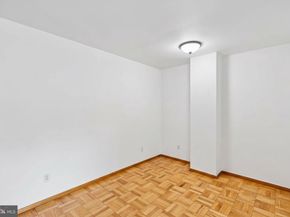 4200 Cathedral Avenue NW 716, Washington DC 20016