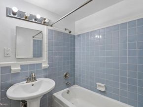 4200 Cathedral Avenue NW 716, Washington DC 20016