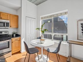 5885 Colorado Avenue NW 203, Washington DC 20011