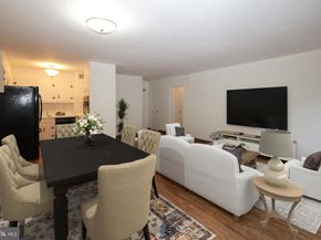 1900 John F Kennedy Boulevard 918, Philadelphia PA 19103