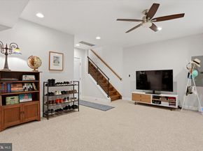 159 Green Lane, Philadelphia PA 19127