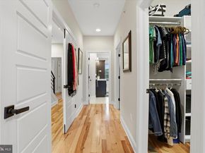159 Green Lane, Philadelphia PA 19127