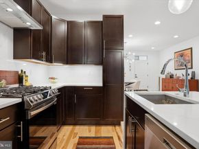 159 Green Lane, Philadelphia PA 19127