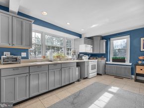676 W Germantown Pike, Plymouth Meeting PA 19462