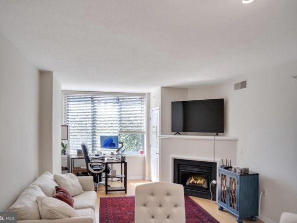 851 N Glebe Road 402, Arlington VA 22203